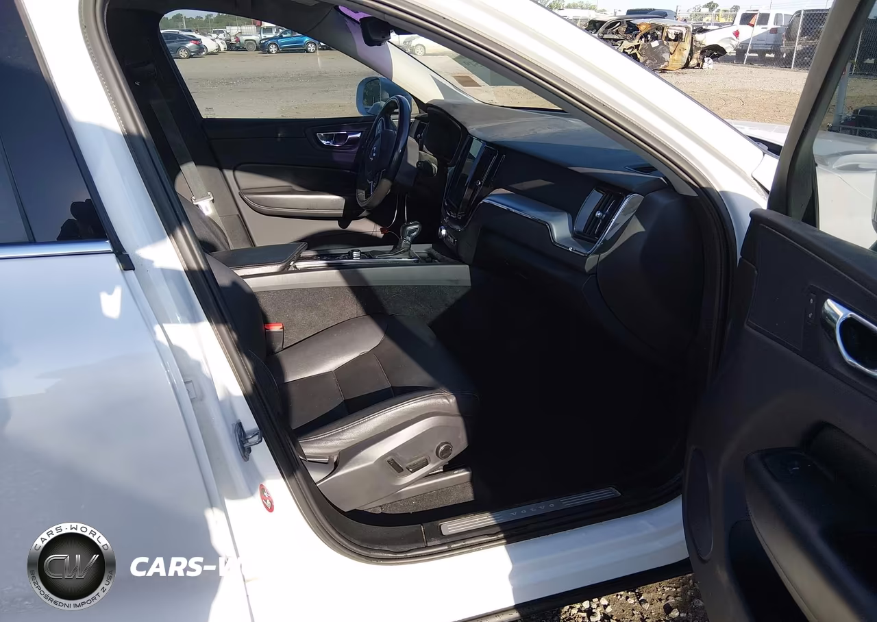 2019 Volvo Xc60 T5 Momentum VIN:LYV102DK1KB192336 - 5