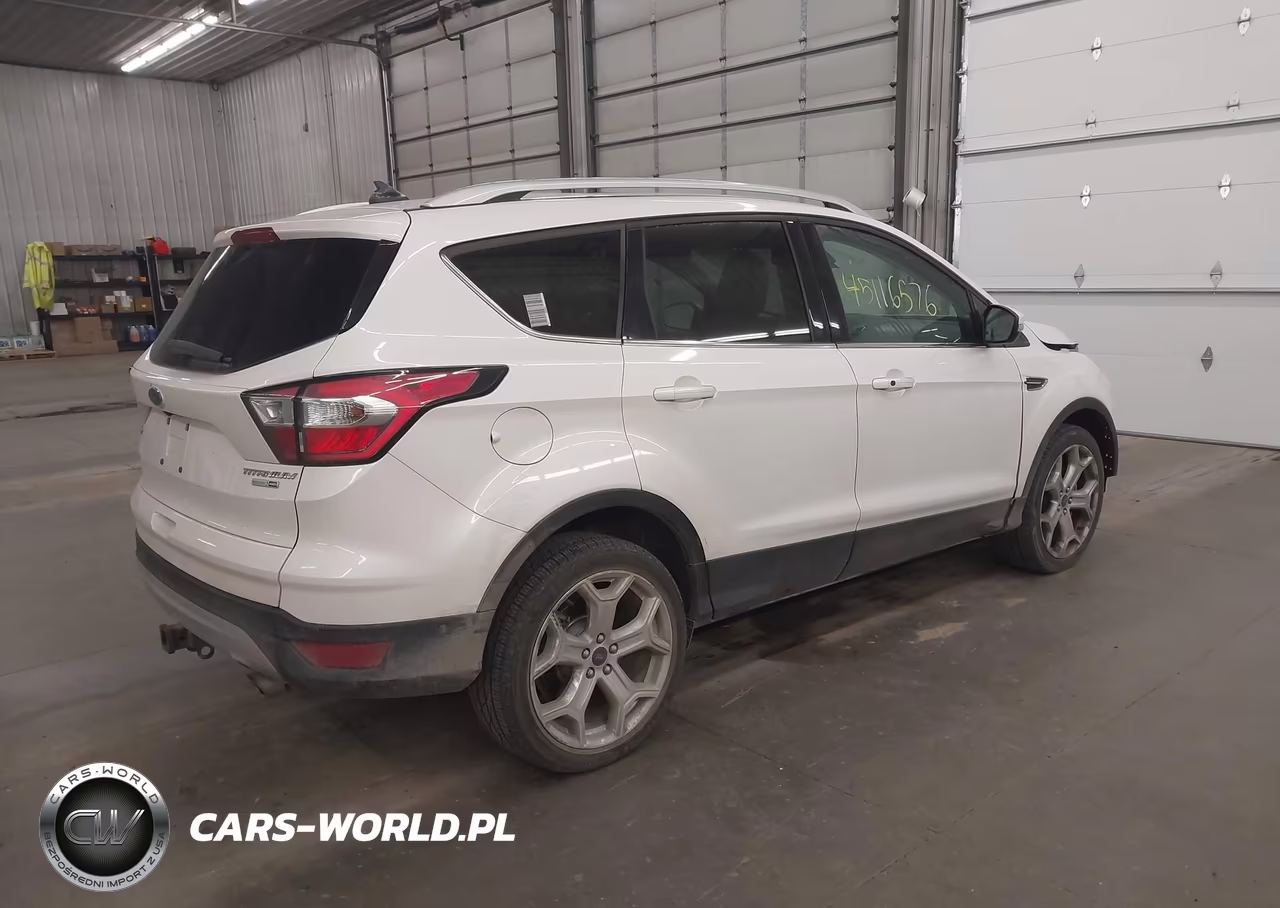2018 Ford Escape Titanium VIN:1FMCU9J93JUB35949 - 4