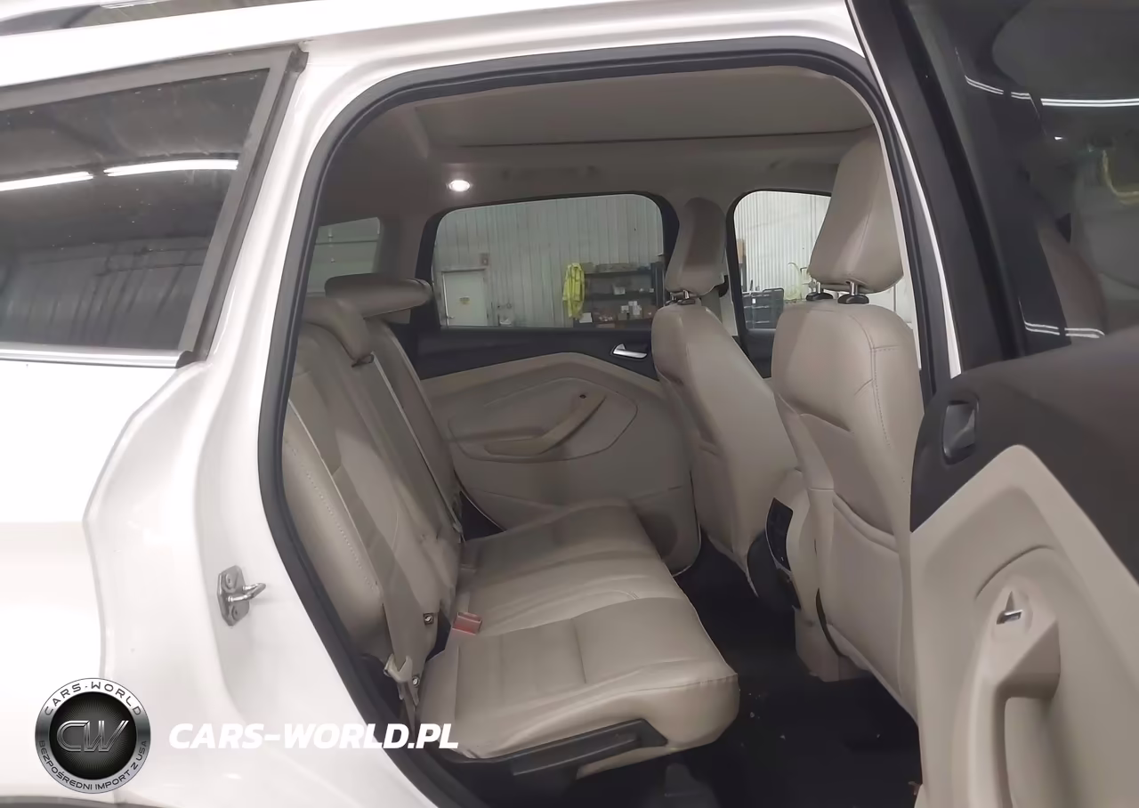 2018 Ford Escape Titanium VIN:1FMCU9J93JUB35949 - 8