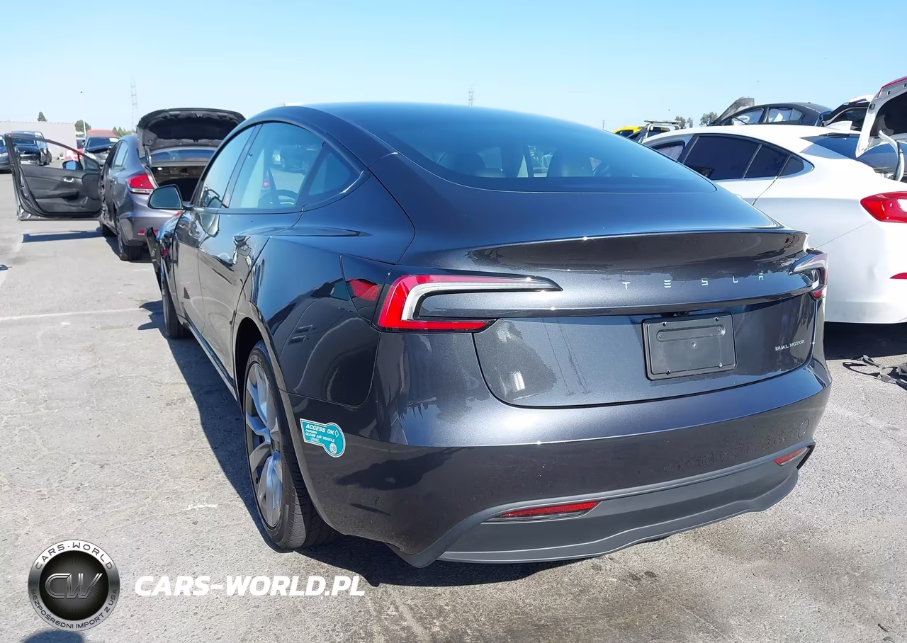 2024 Tesla Model 3 Long Range Dual Motor All-Wheel Drive VIN:5YJ3E1EB8RF728999 - 3