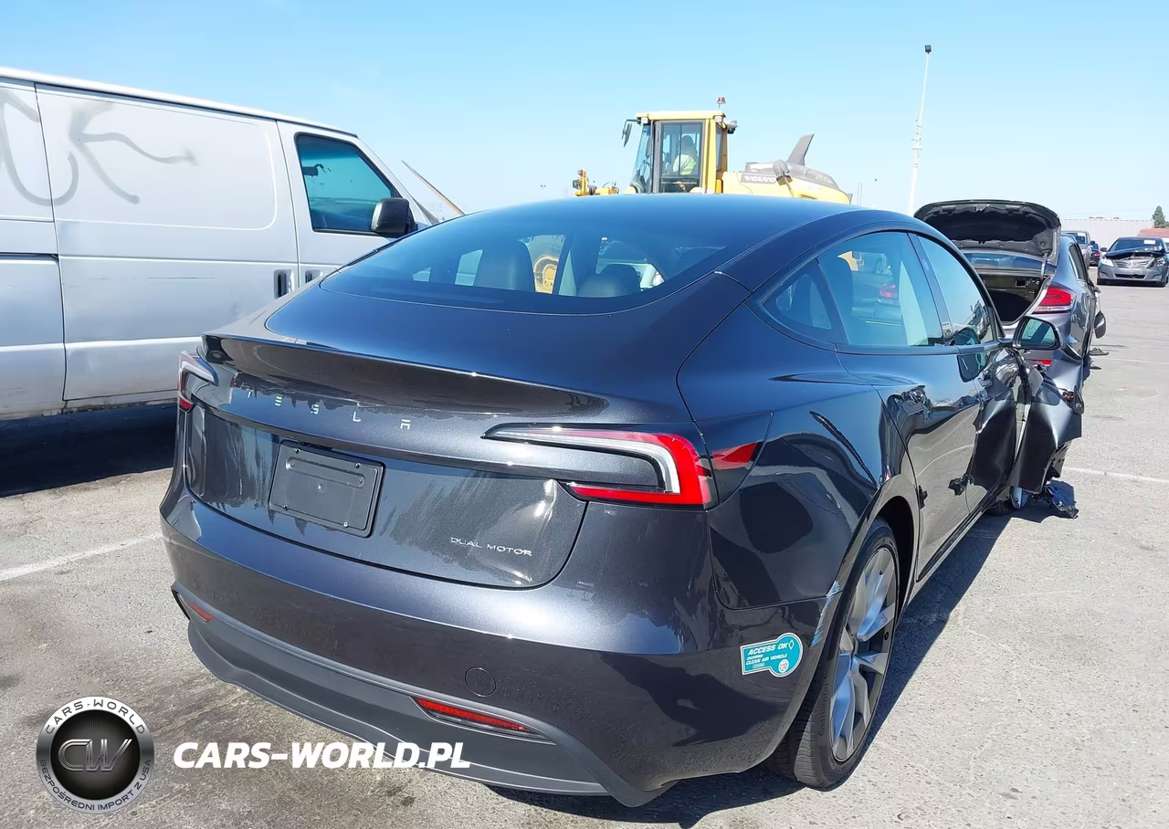 2024 Tesla Model 3 Long Range Dual Motor All-Wheel Drive VIN:5YJ3E1EB8RF728999 - 4