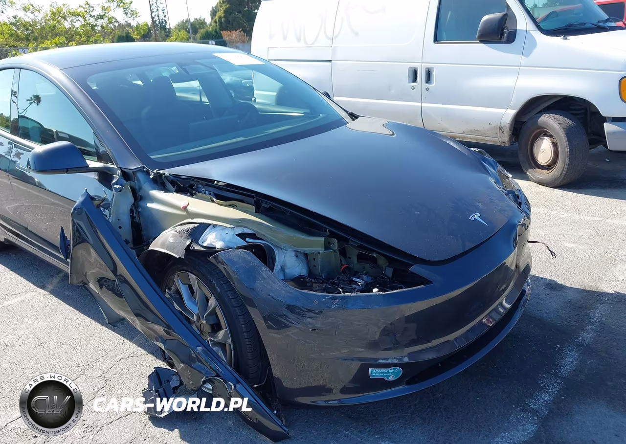 2024 Tesla Model 3 Long Range Dual Motor All-Wheel Drive VIN:5YJ3E1EB8RF728999 - 6