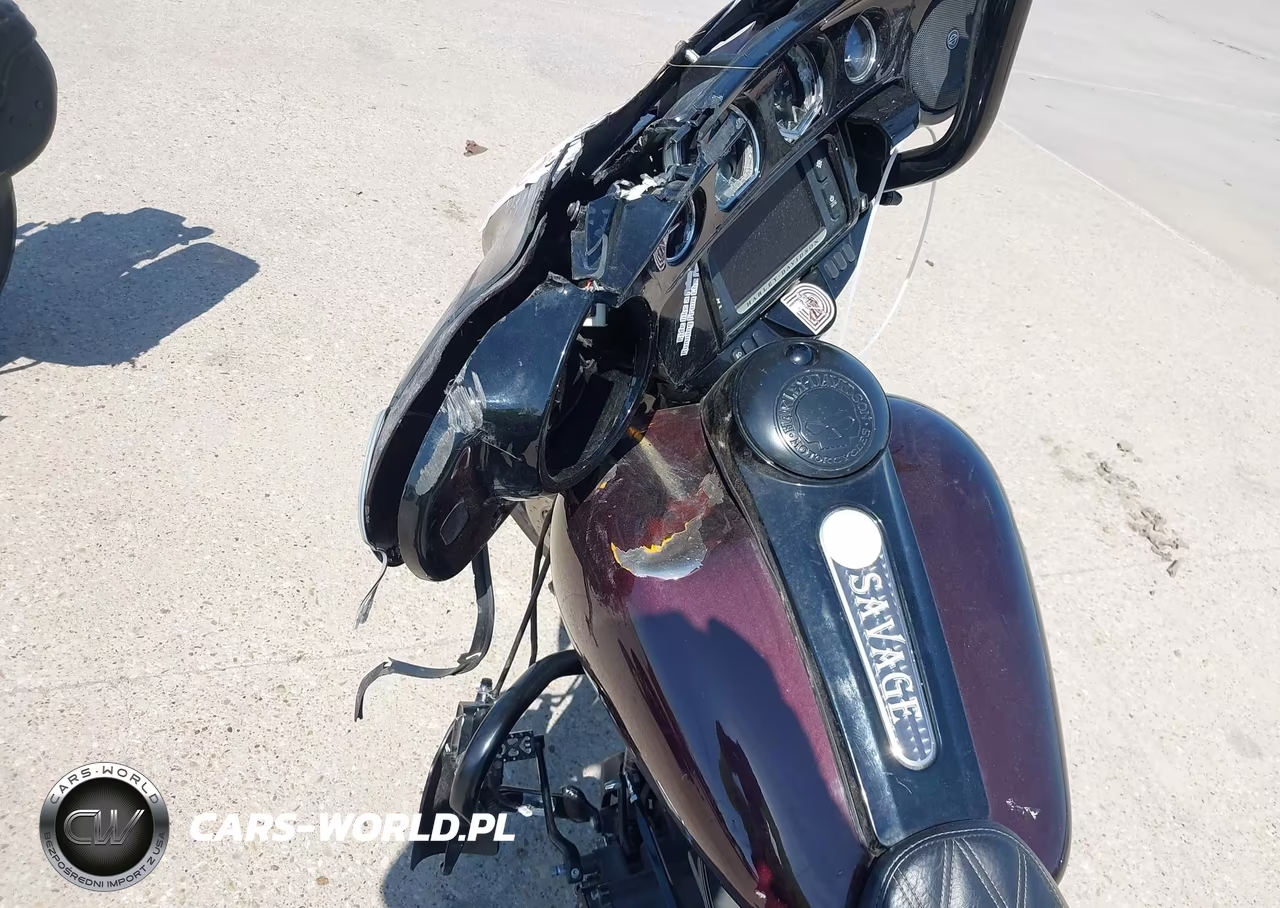 2018 Harley-Davidson Flhxs Street Glide Special VIN:1HD1KRC10JB650720 - 16