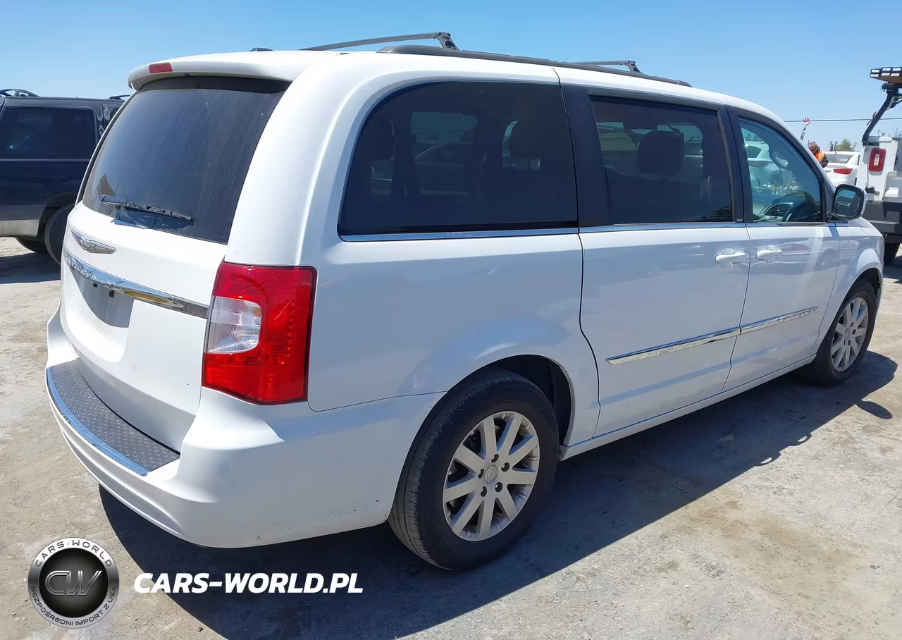 2014 Chrysler Town & Country Touring VIN:2C4RC1BG0ER325954 - 4