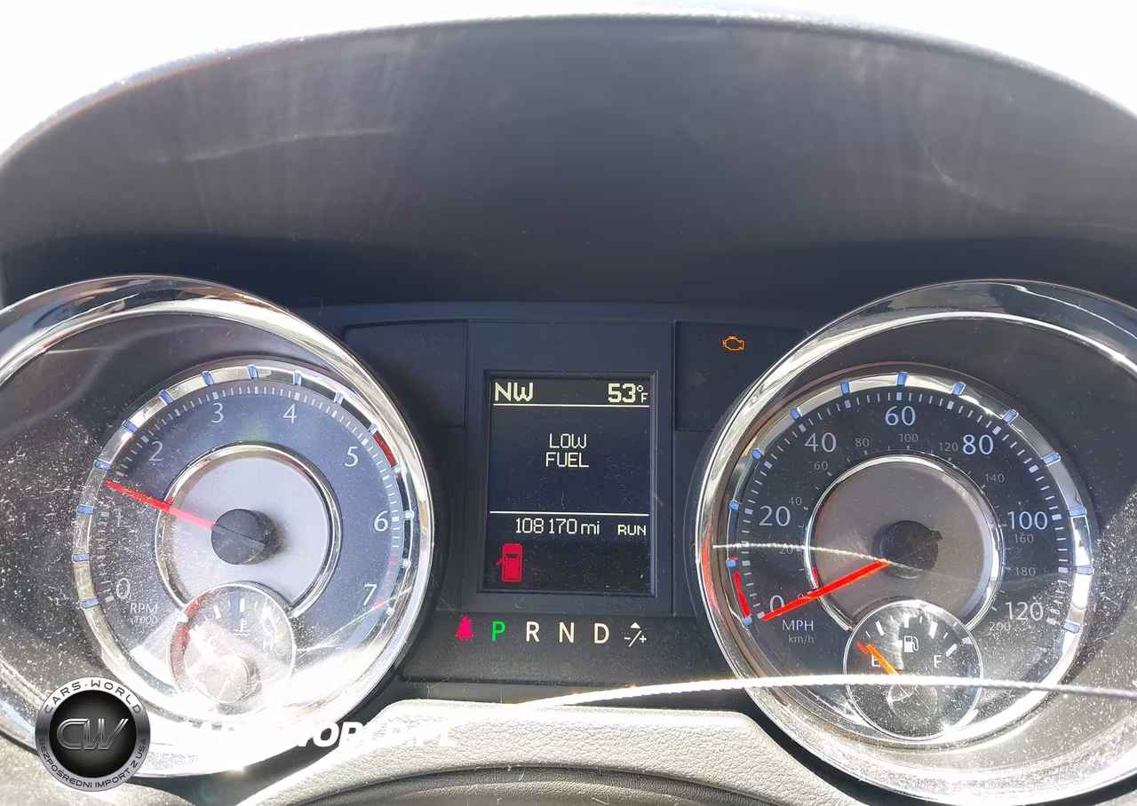 2014 Chrysler Town & Country Touring VIN:2C4RC1BG0ER325954 - 7
