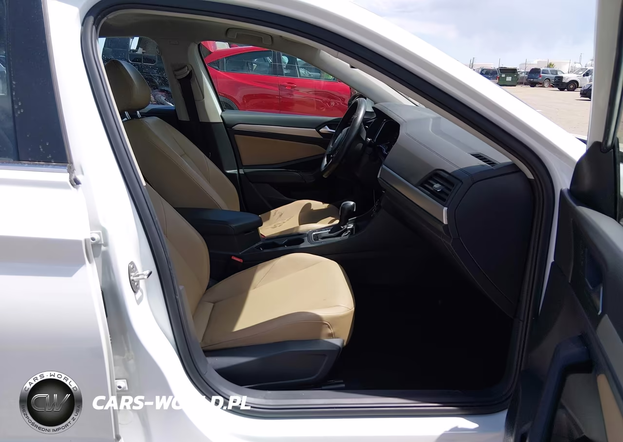 2020 Volkswagen Jetta VIN:3VWC57BU5LM100925 - 5