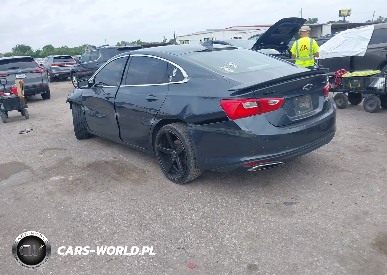 2021 Chevrolet Malibu Fwd Rs VIN:1G1ZG5ST9MF075525 - 3