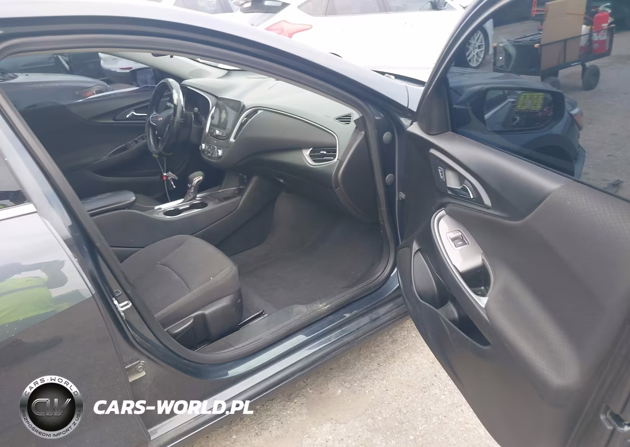 2021 Chevrolet Malibu Fwd Rs VIN:1G1ZG5ST9MF075525 - 5