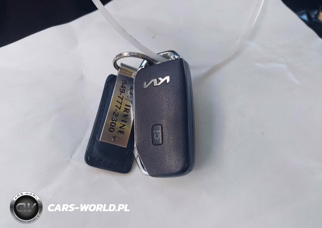 2022 Kia Seltos S VIN:KNDEU2AAXN7302973 - 11