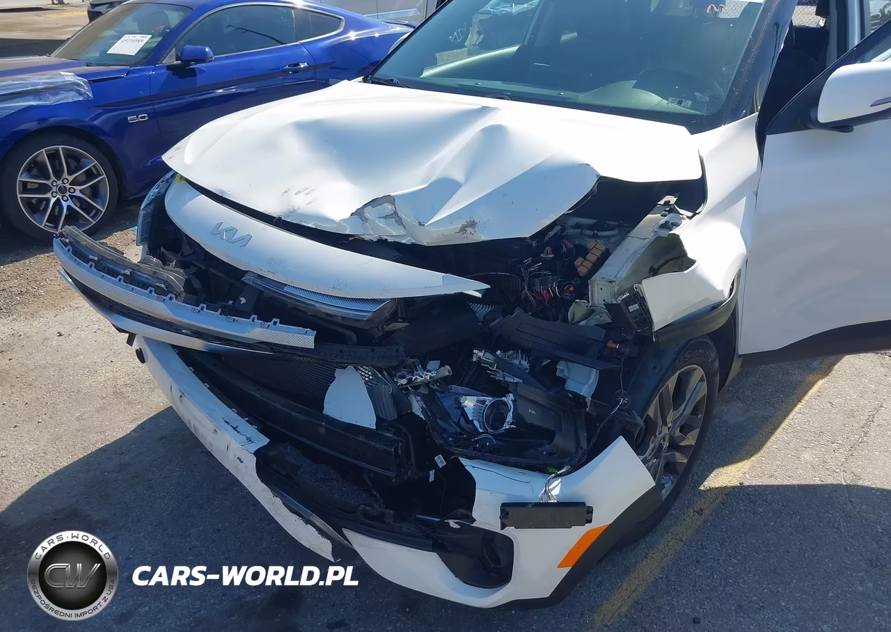 2022 Kia Seltos S VIN:KNDEU2AAXN7302973 - 6