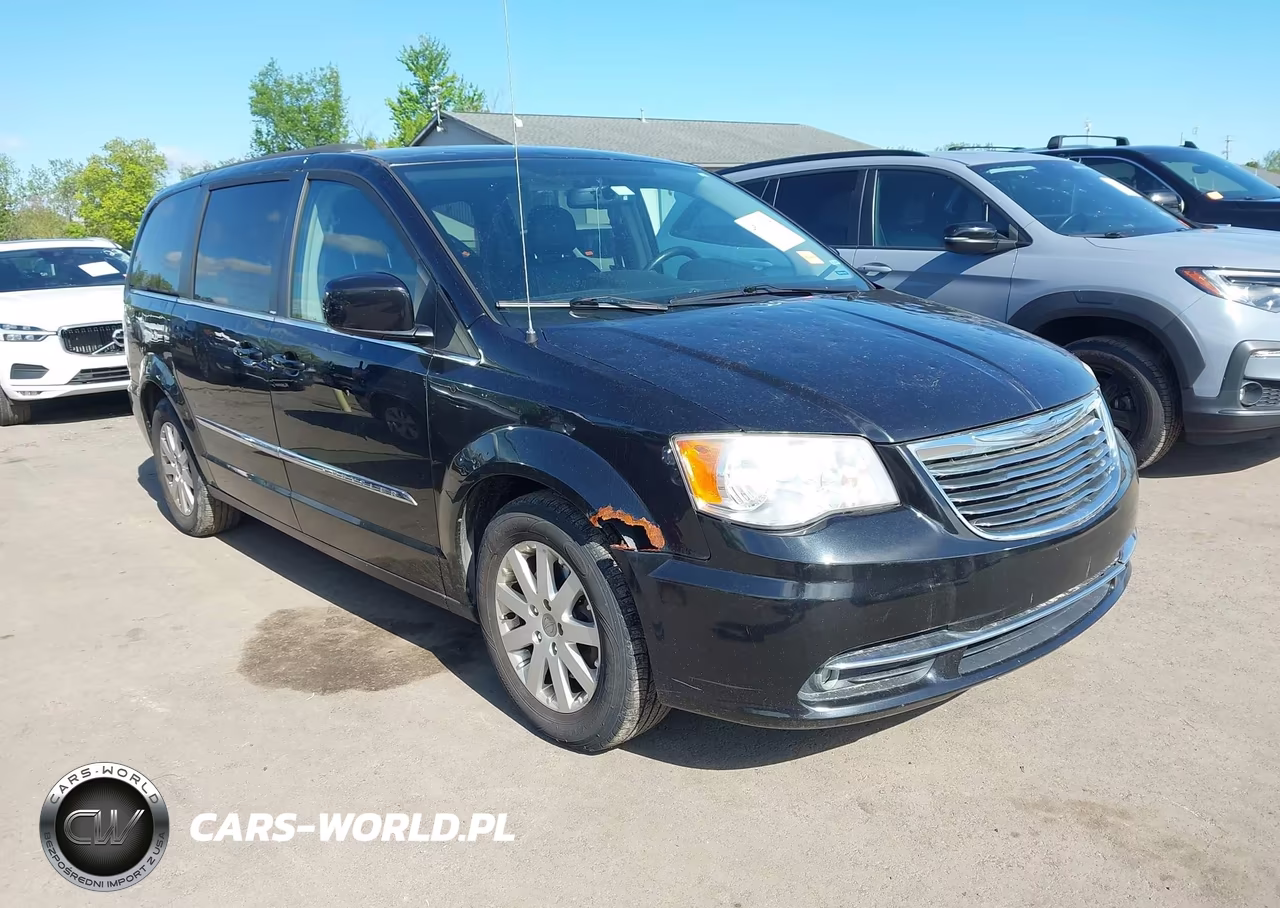 2014 Chrysler Town & Country Touring