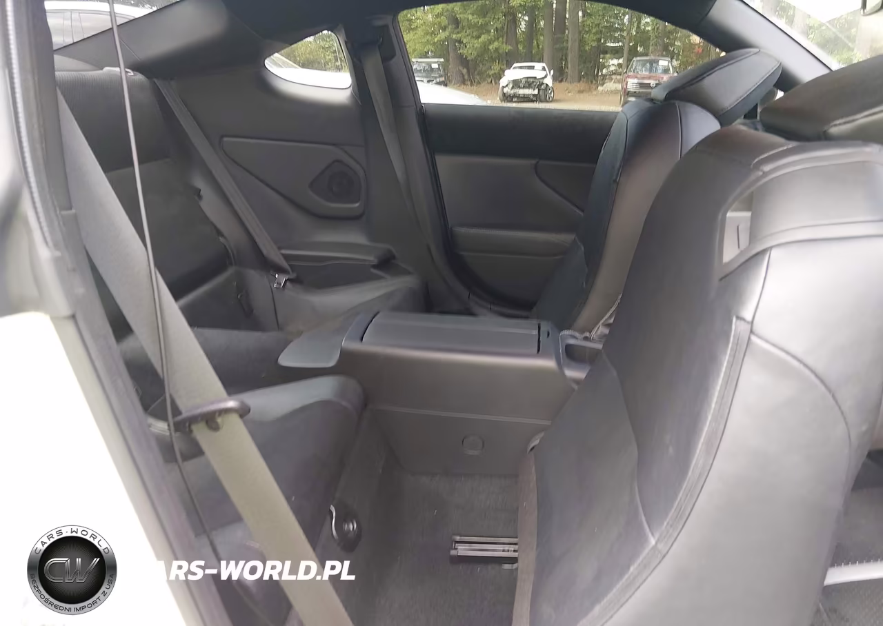 2025 Toyota Gr86 Premium VIN:JF1ZNBE10S8750224 - 8