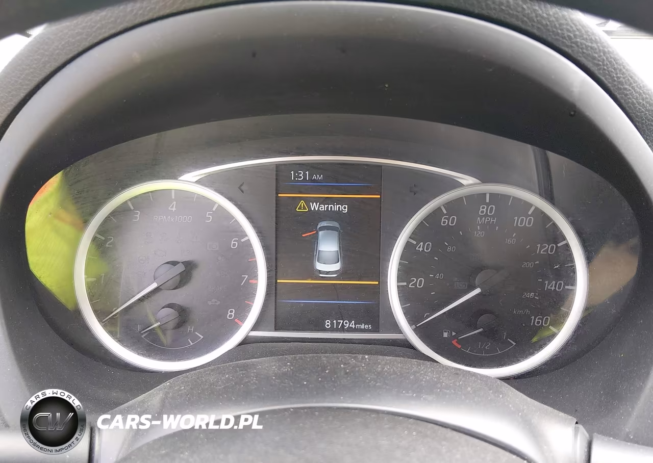 2019 Nissan Sentra S VIN:3N1AB7AP8KY211798 - 7
