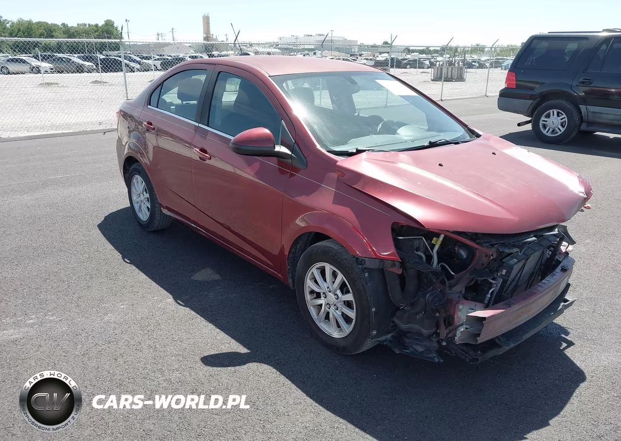 2017 Chevrolet Sonic Lt Auto – zdjęcie 1 z 17