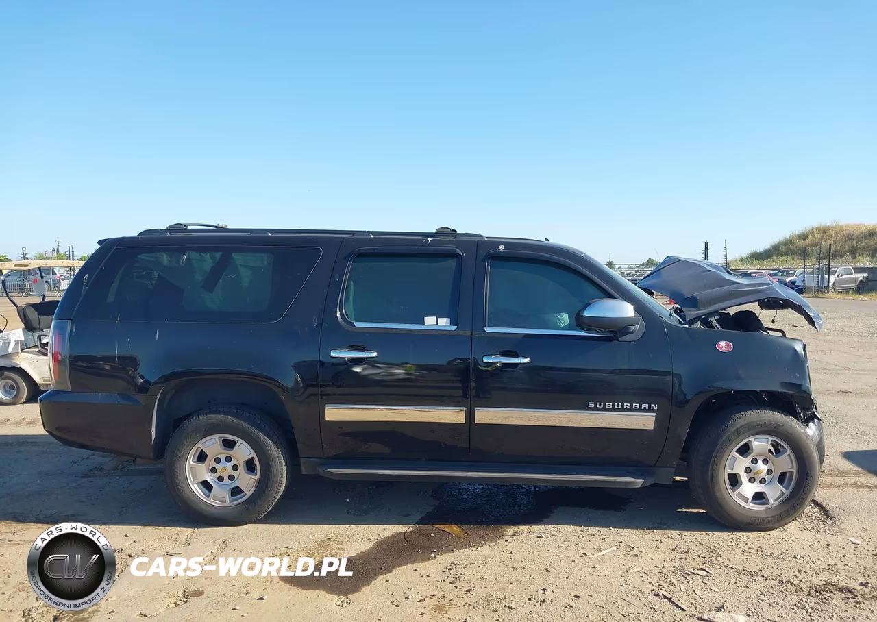 2012 Chevrolet Suburban 1500 Lt VIN:1GNSKJE72CR121361 - 13