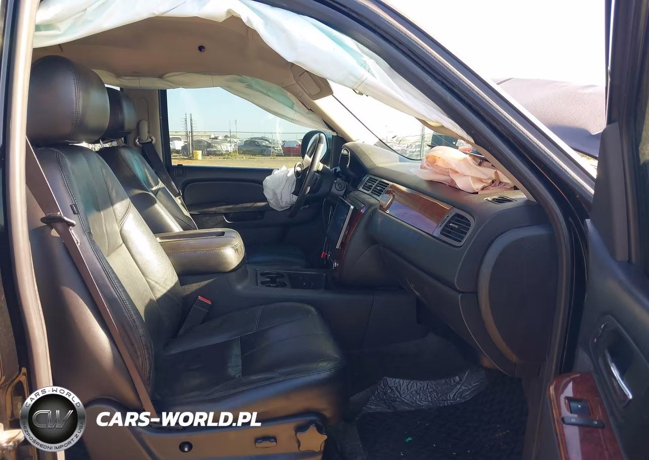 2012 Chevrolet Suburban 1500 Lt VIN:1GNSKJE72CR121361 - 5