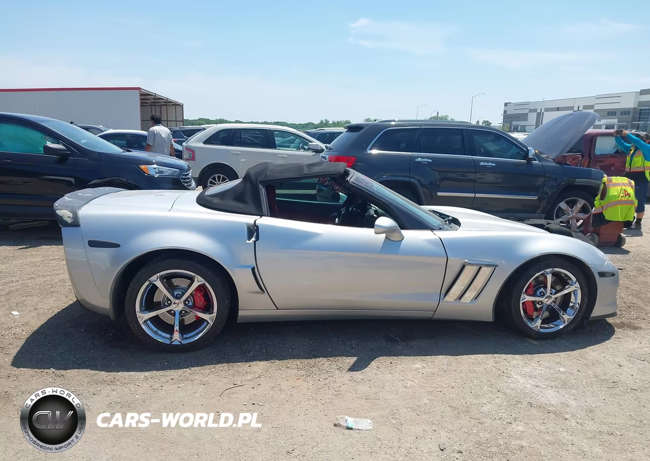 2012 Chevrolet Corvette Grand Sport VIN:1G1YV3DW2C5103649 - 13