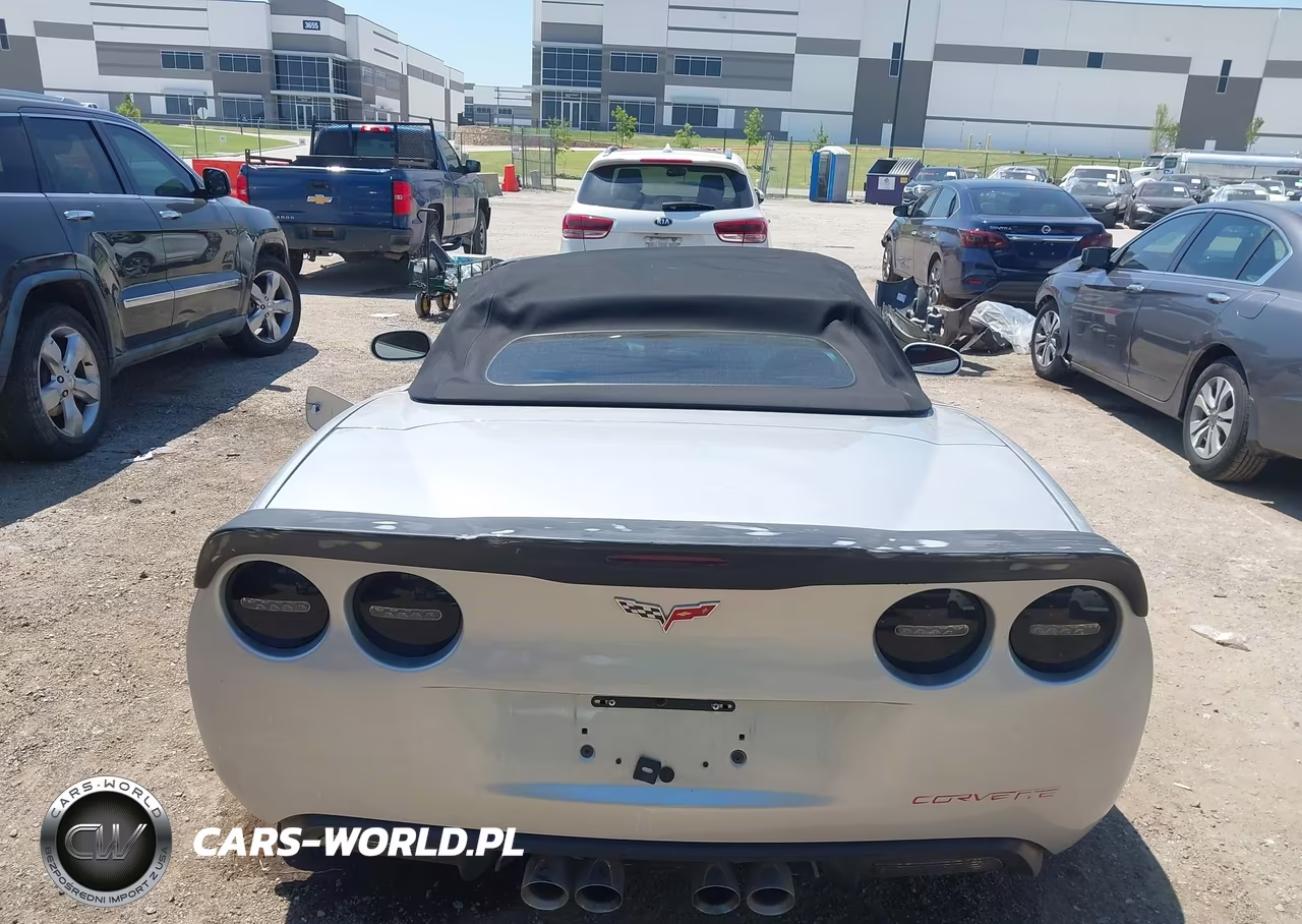 2012 Chevrolet Corvette Grand Sport VIN:1G1YV3DW2C5103649 - 16