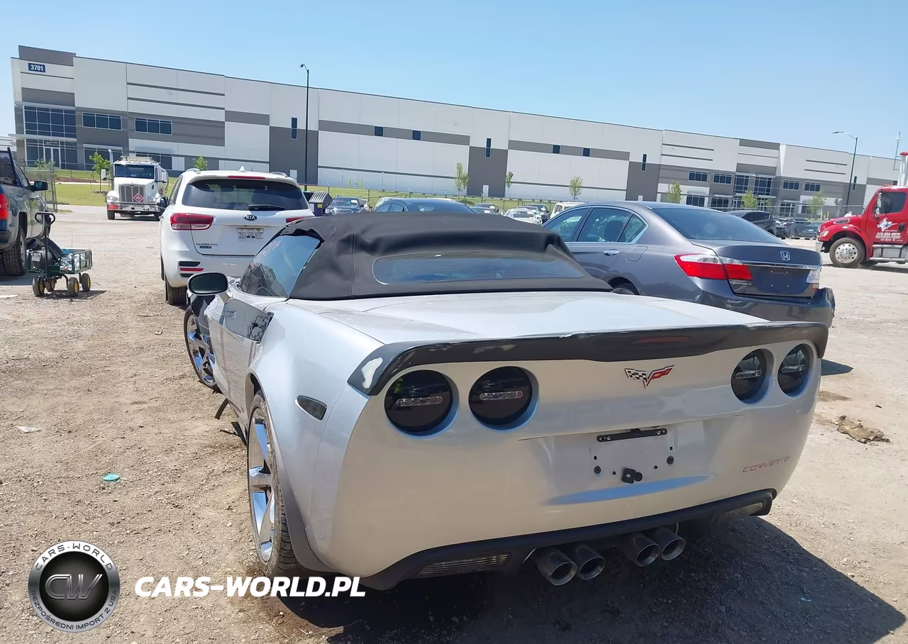 2012 Chevrolet Corvette Grand Sport VIN:1G1YV3DW2C5103649 - 3