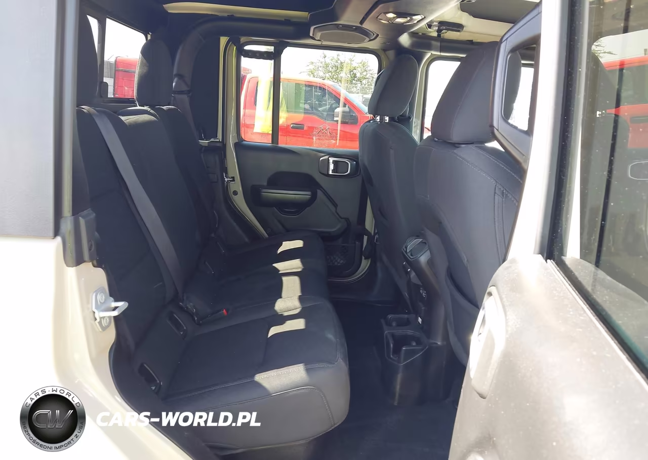 2020 Jeep Gladiator Sport S 4X4 VIN:1C6HJTAG9LL212855 - 8