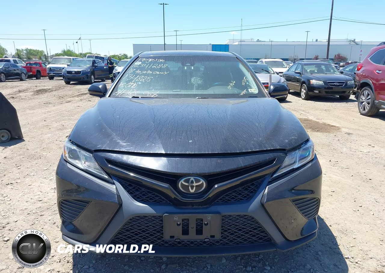 2018 Toyota Camry Se VIN:4T1B11HK4JU134825 - 12