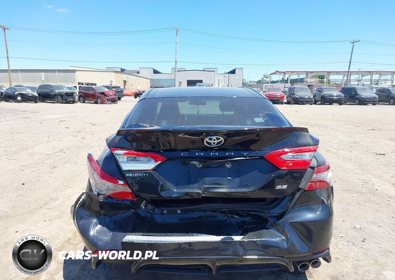 2018 Toyota Camry Se VIN:4T1B11HK4JU134825 - 16