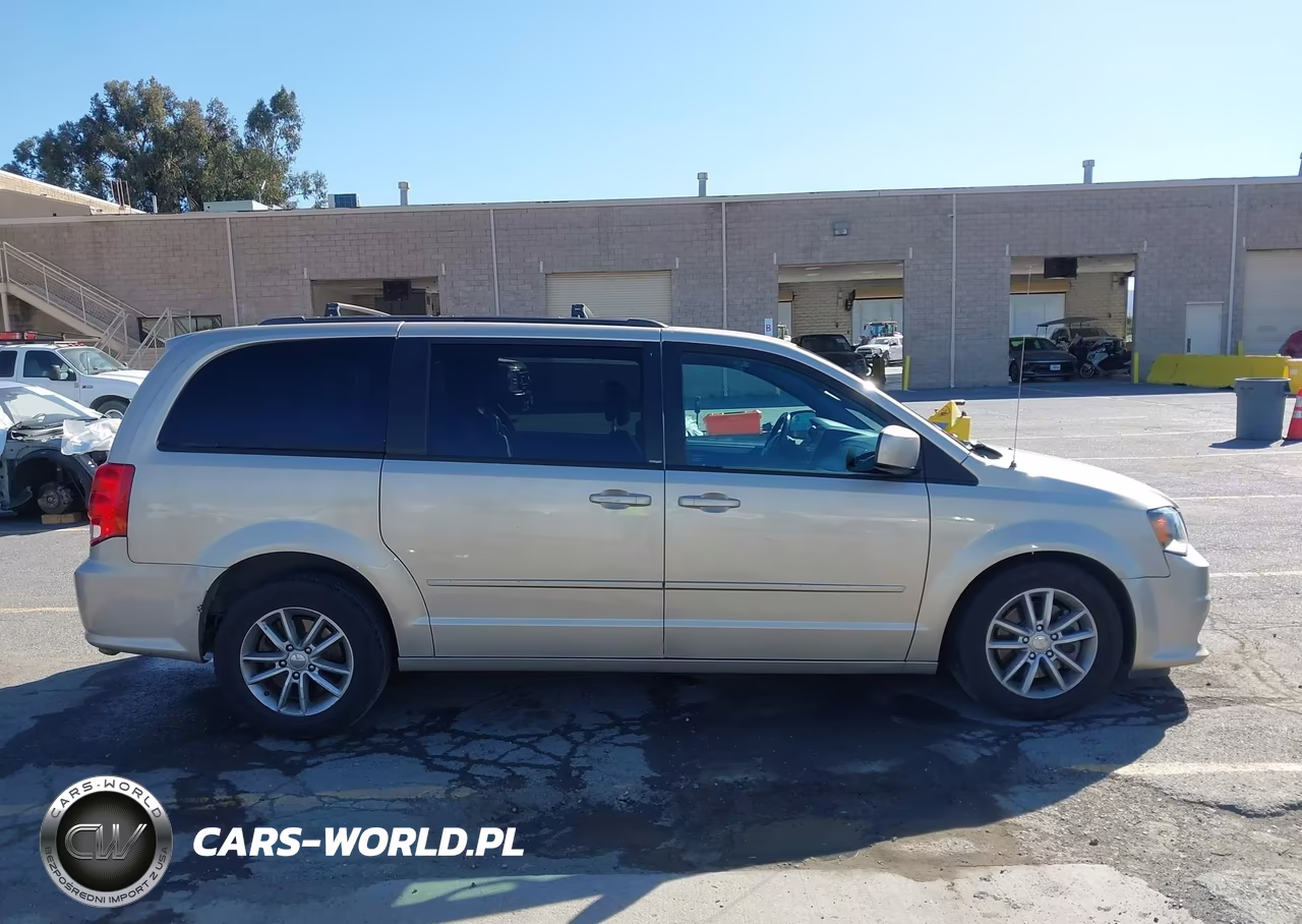 2014 Dodge Grand Caravan R-T VIN:2C4RDGEG3ER184972 - 14