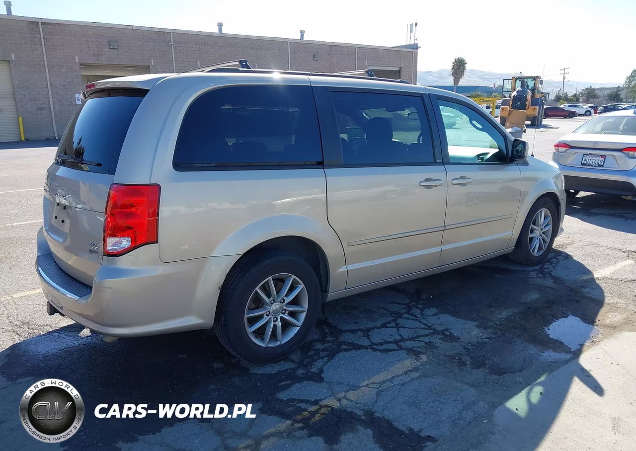 2014 Dodge Grand Caravan R-T VIN:2C4RDGEG3ER184972 - 4