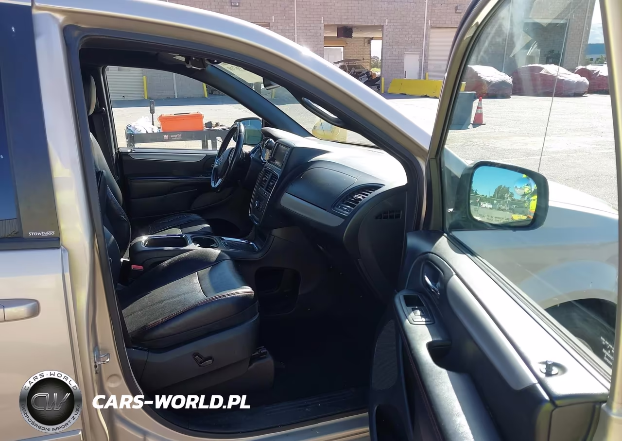 2014 Dodge Grand Caravan R-T VIN:2C4RDGEG3ER184972 - 5