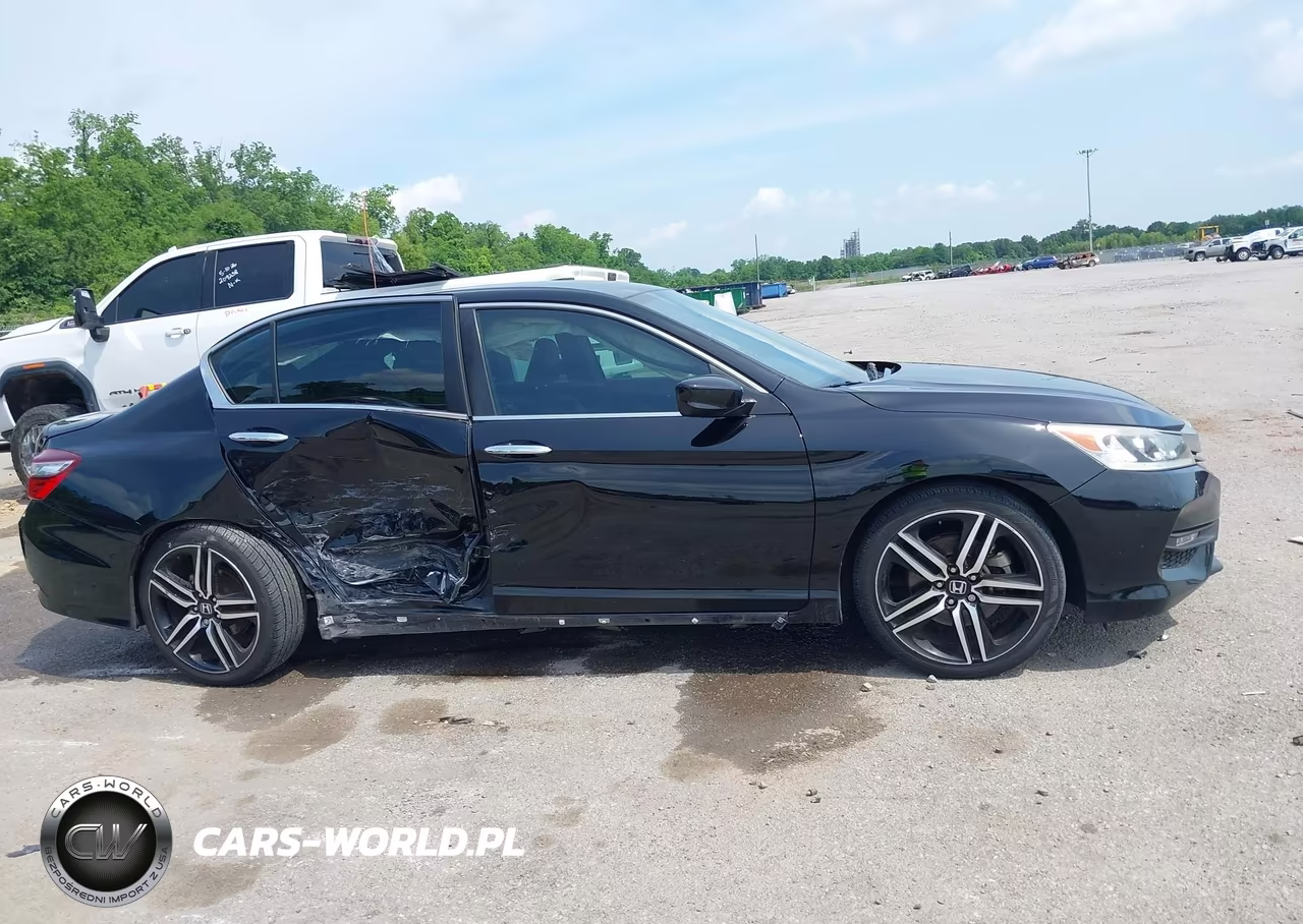 2016 Honda Accord Sport VIN:1HGCR2F5XGA228935 - 13