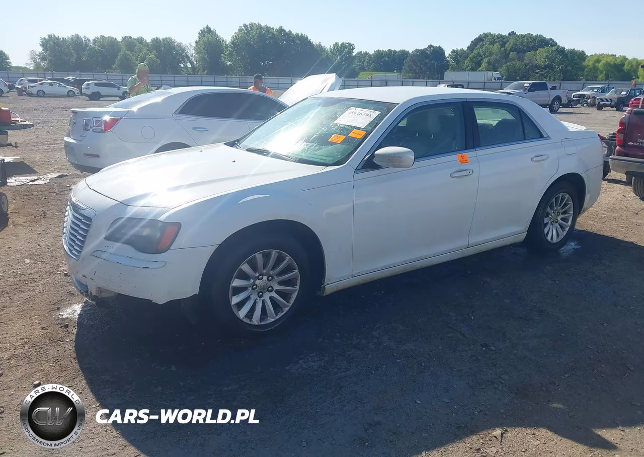 2014 Chrysler 300 VIN:2C3CCAAG3EH288643 - 2