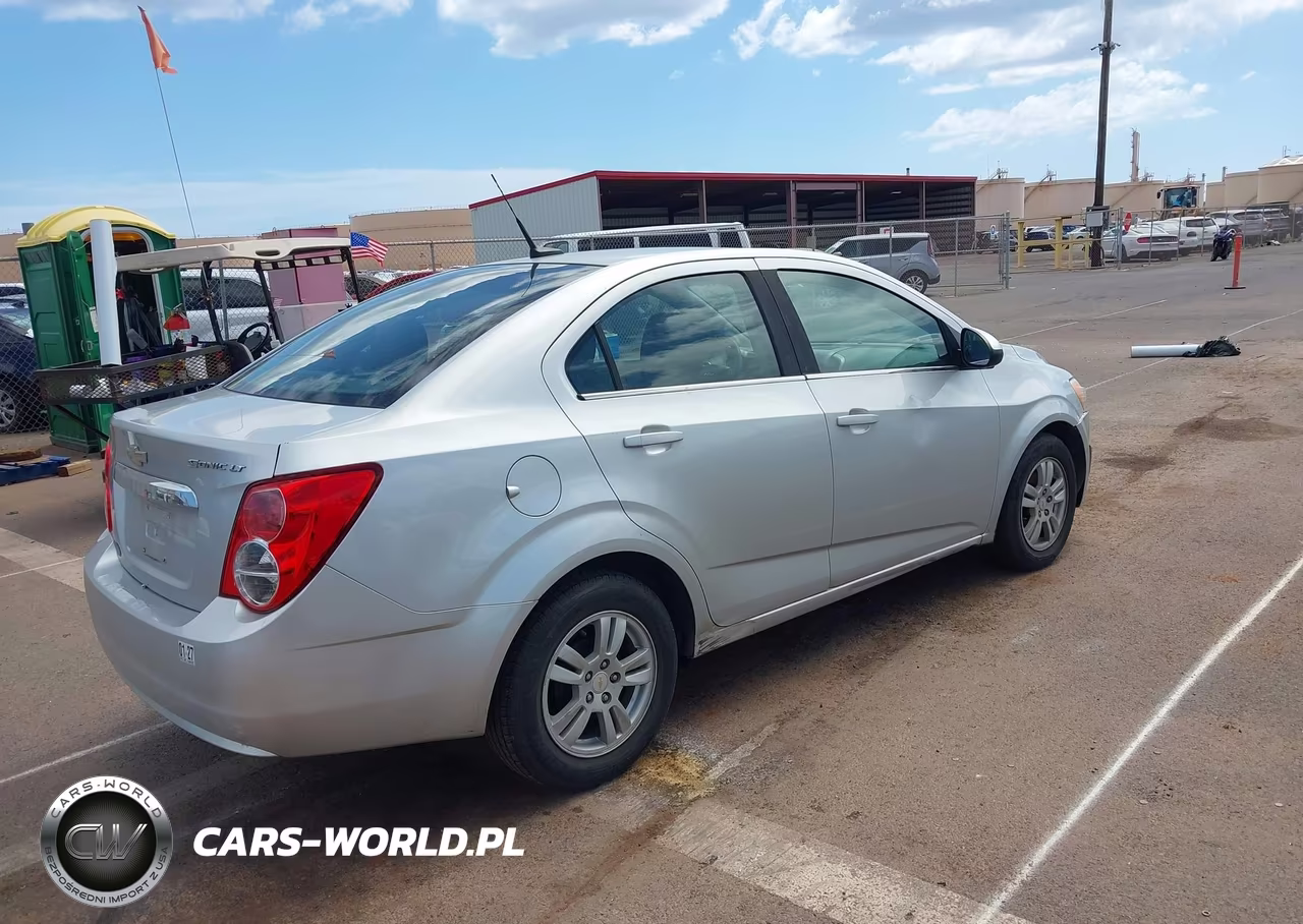 2012 Chevrolet Sonic 2Lt VIN:1G1JC5SHXC4107851 - 4