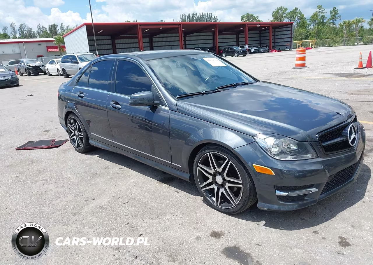2013 Mercedes-Benz C 250 Sport