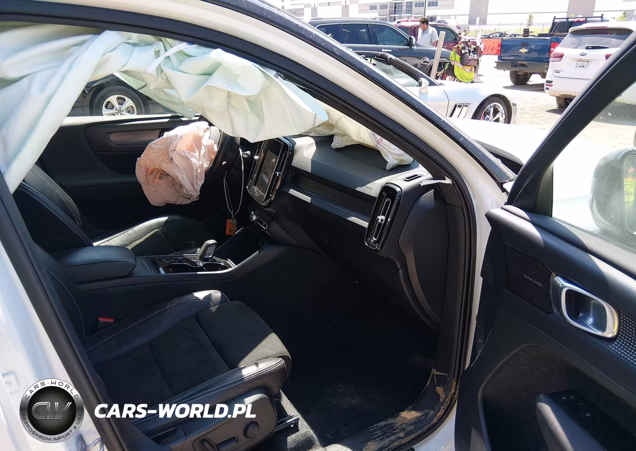 2022 Volvo Xc40 T5 R-Design VIN:YV4162UM6N2648625 - 5