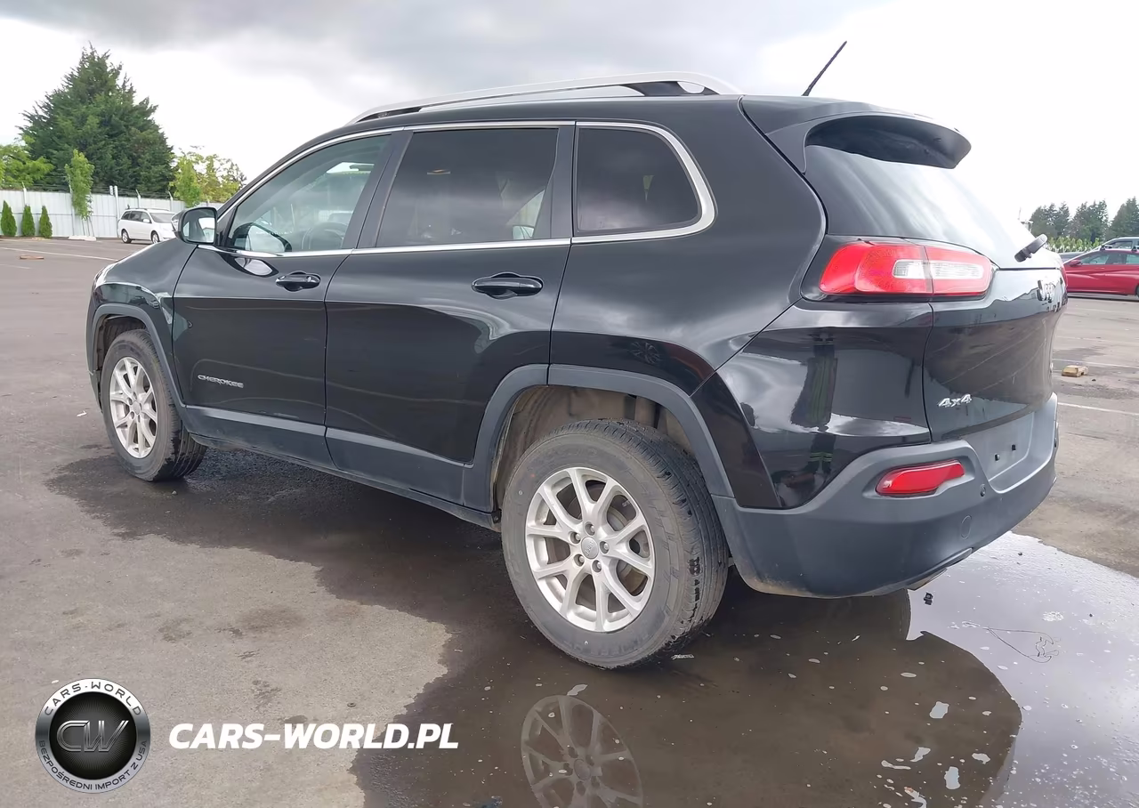2014 Jeep Cherokee Latitude VIN:1C4PJMCB4EW201534 - 3