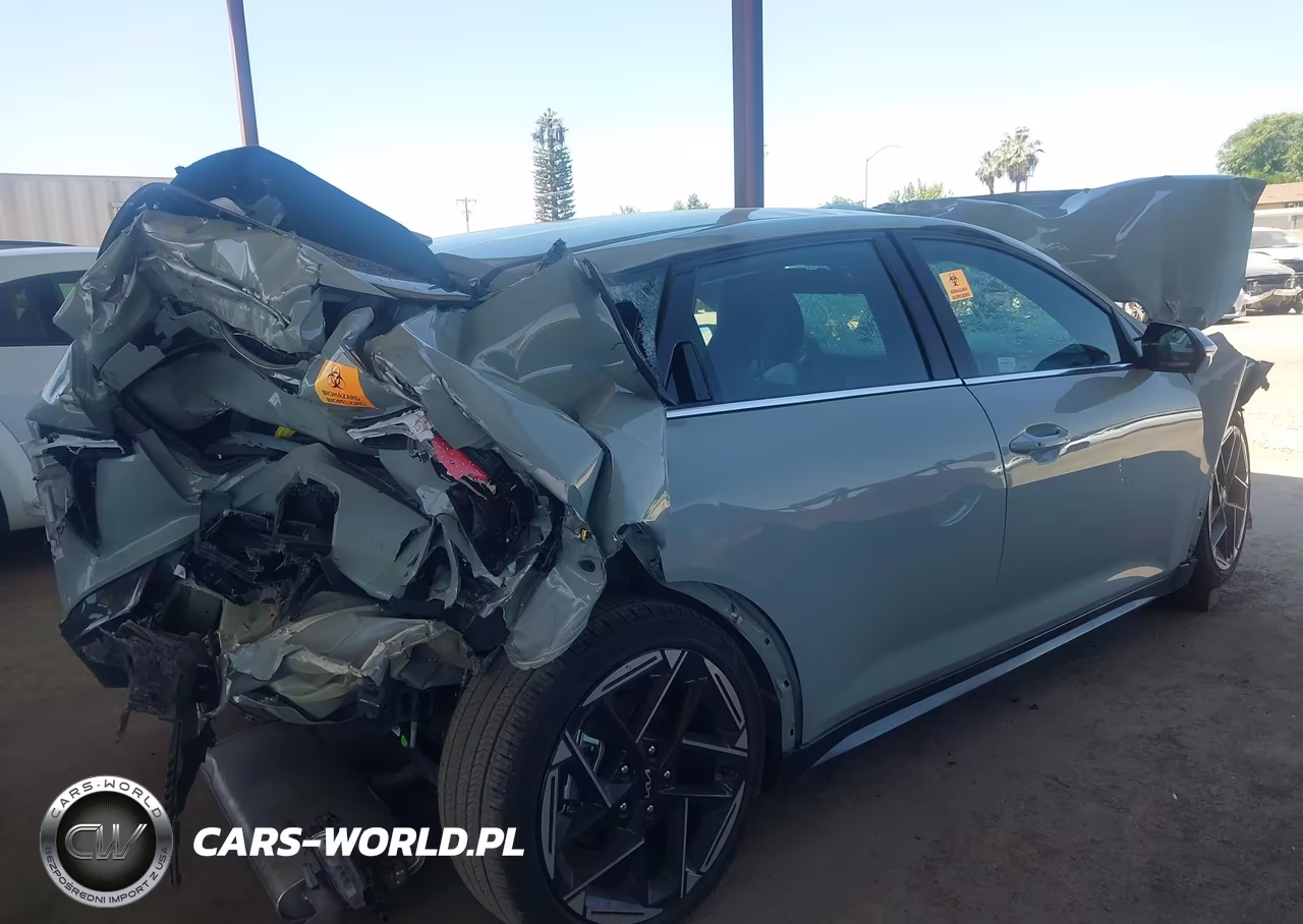 2025 Kia K4 Gt-Line VIN:3KPFW4DE6SE099214 - 12