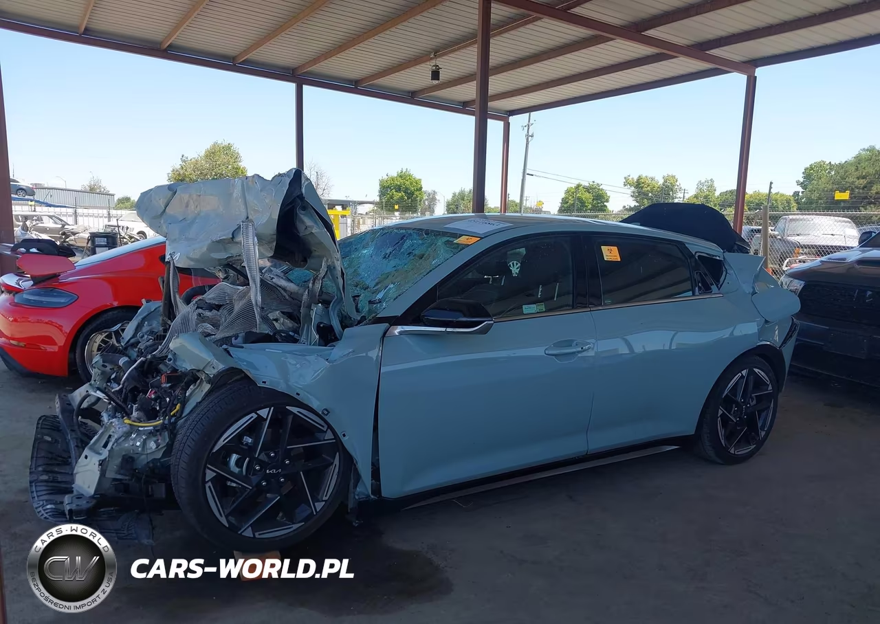 2025 Kia K4 Gt-Line VIN:3KPFW4DE6SE099214 - 13