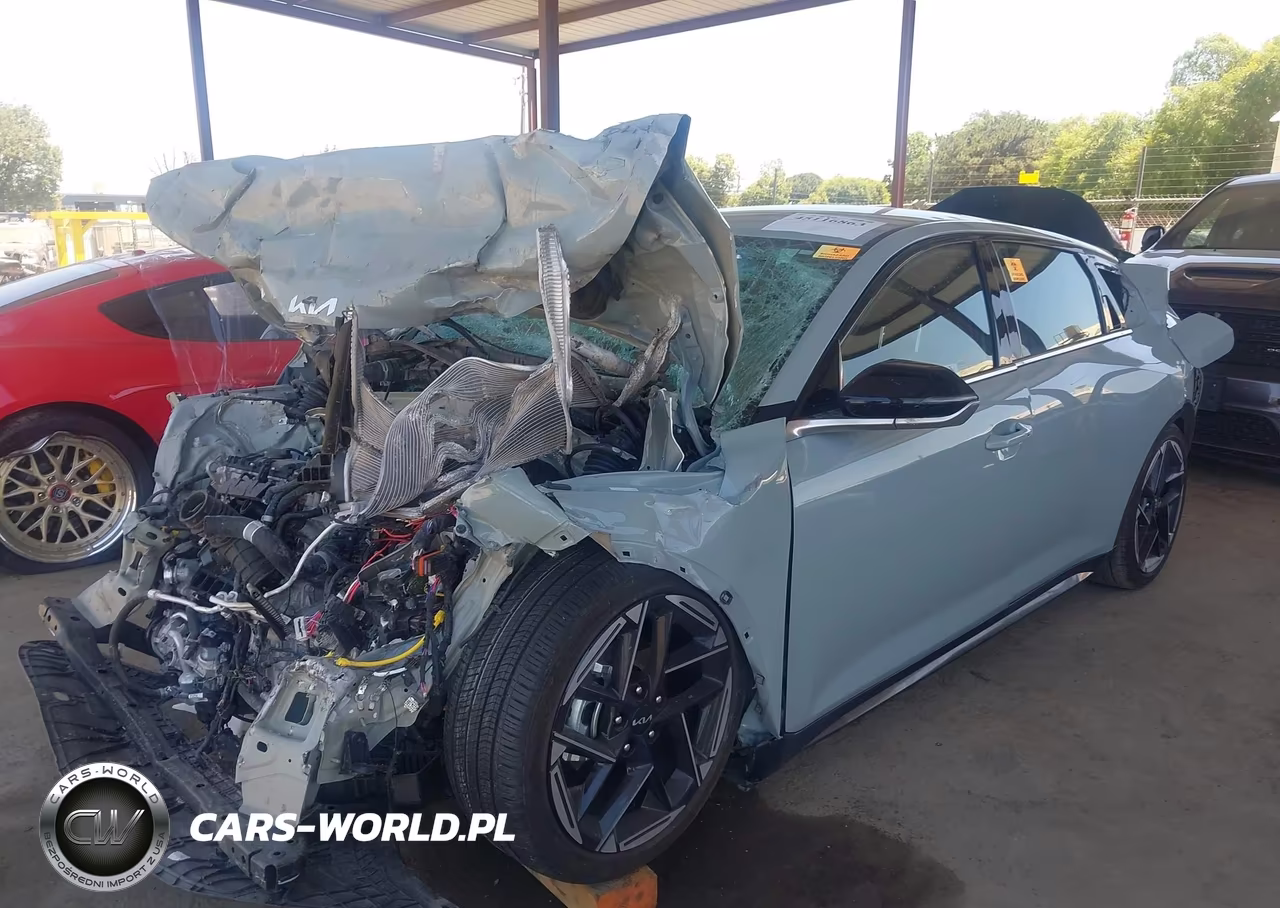 2025 Kia K4 Gt-Line VIN:3KPFW4DE6SE099214 - 2