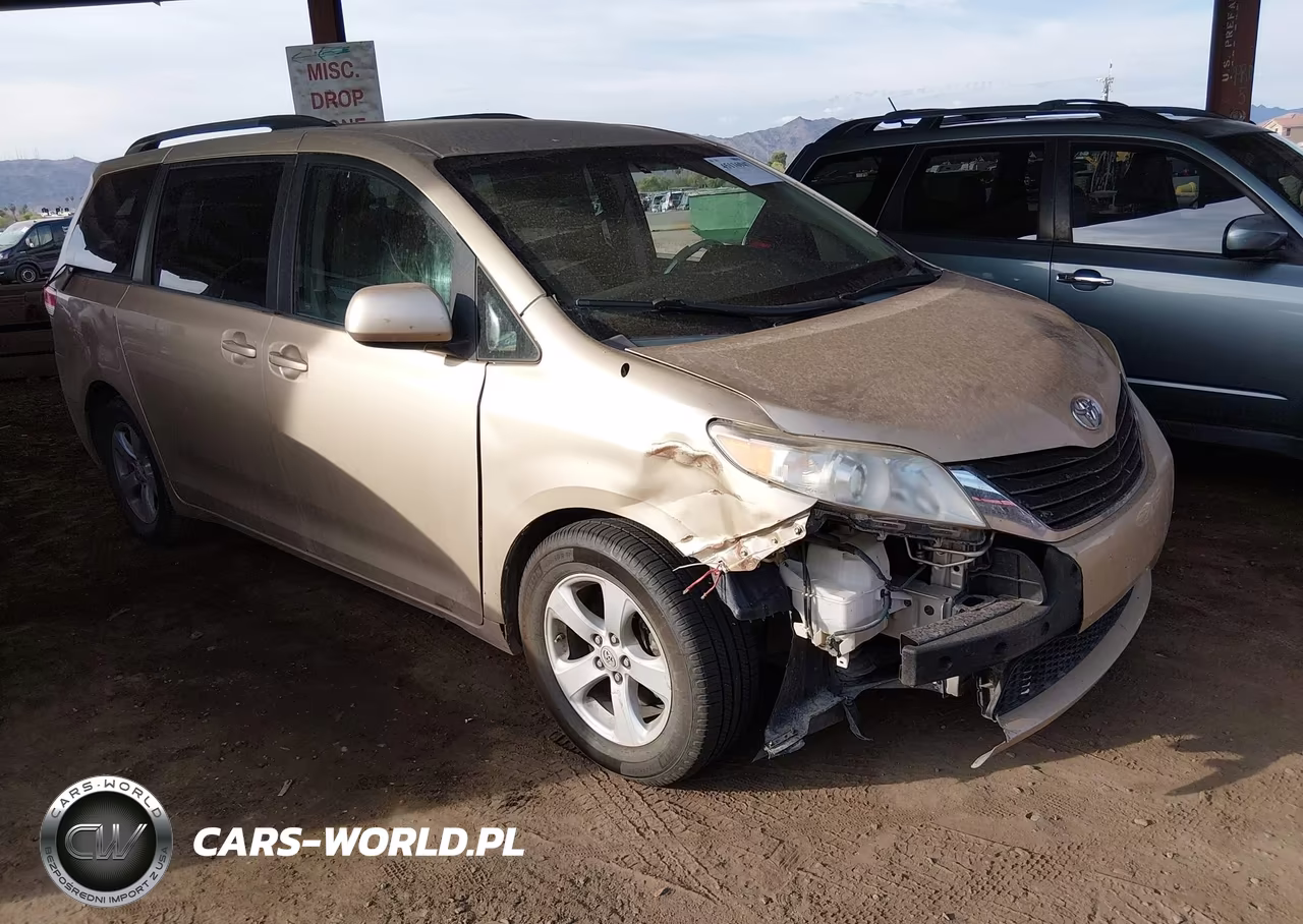 2011 Toyota Sienna Le V6