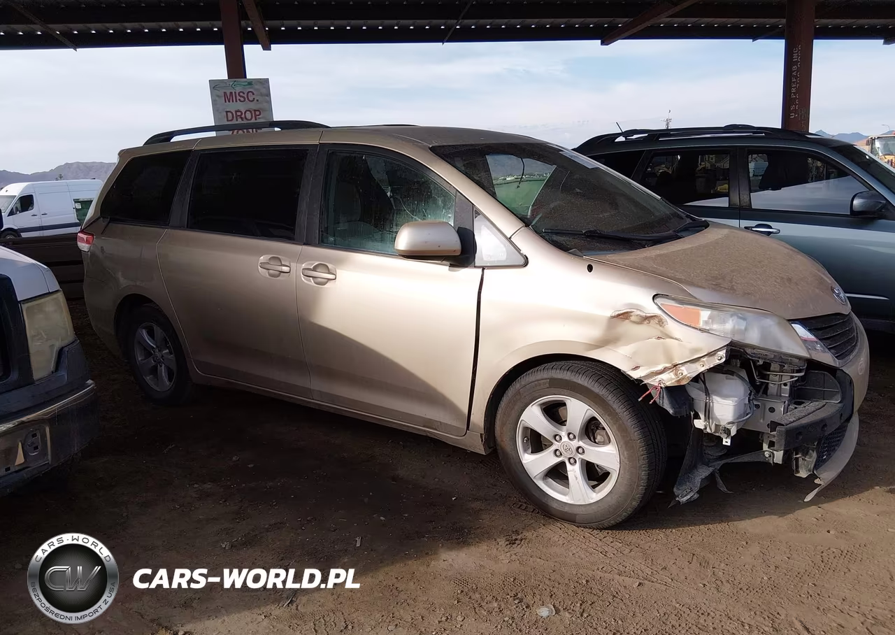 2011 Toyota Sienna Le V6 VIN:5TDKK3DC8BS169790 - 13