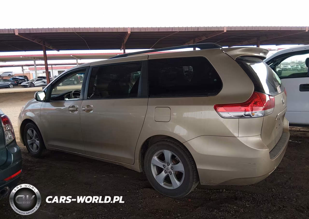 2011 Toyota Sienna Le V6 VIN:5TDKK3DC8BS169790 - 14