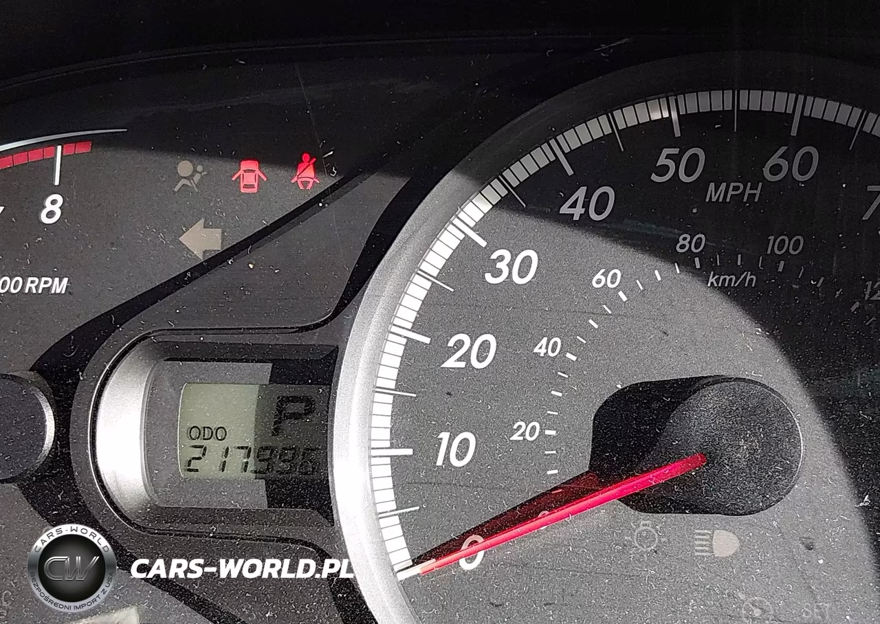 2011 Toyota Sienna Le V6 VIN:5TDKK3DC8BS169790 - 15