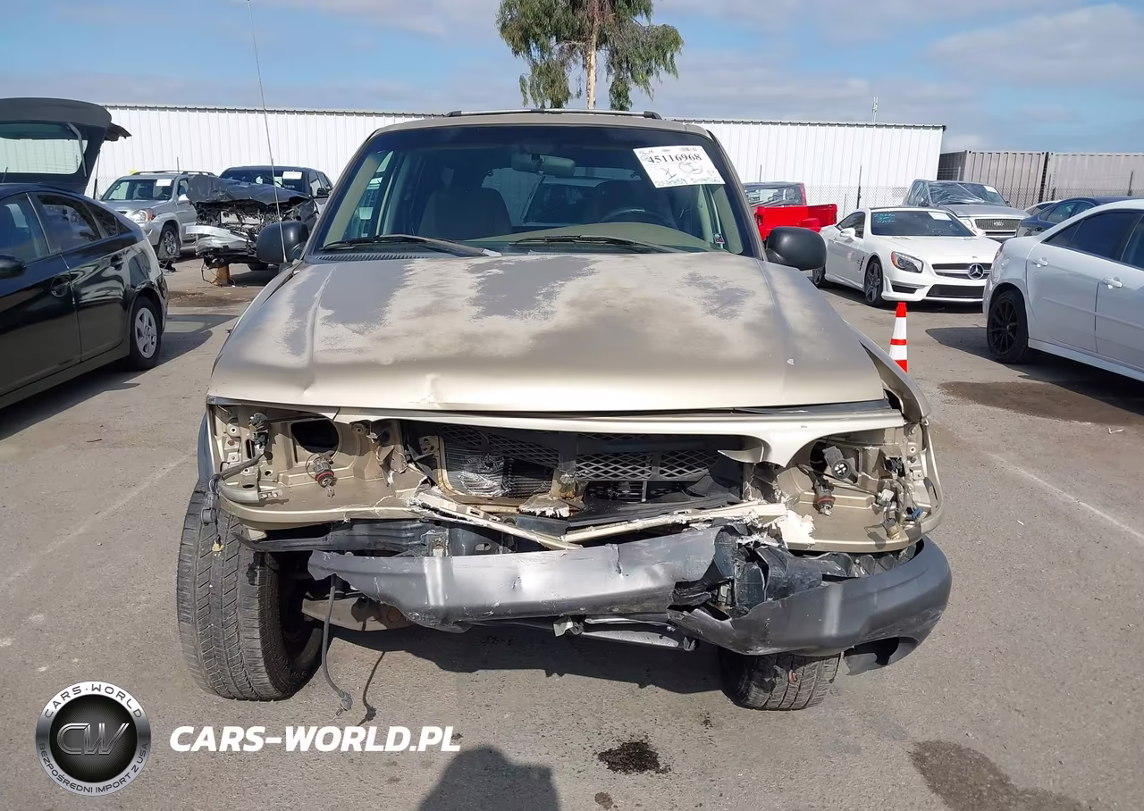 2000 Ford Explorer Xlt VIN:1FMZU63P6YZB63228 - 13