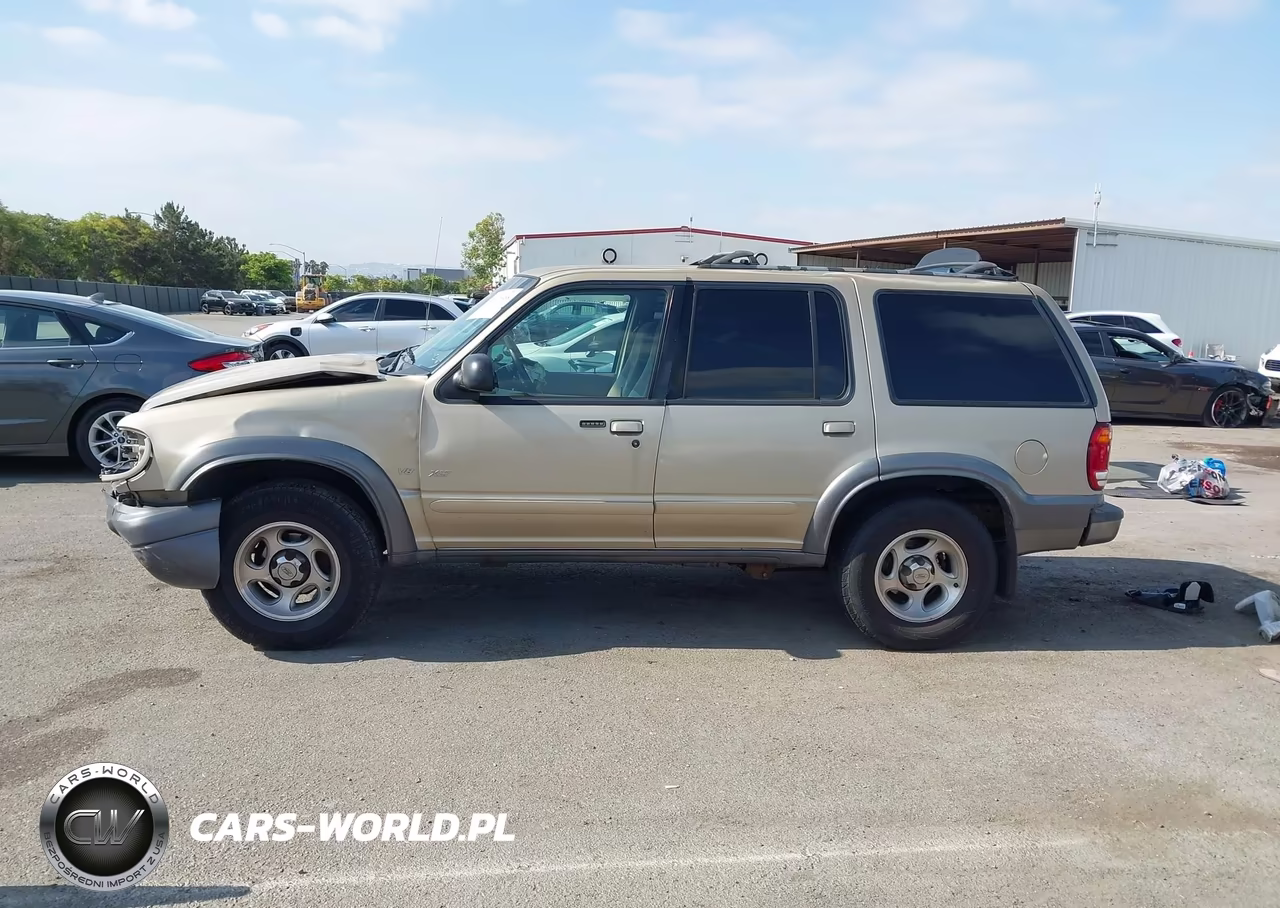 2000 Ford Explorer Xlt VIN:1FMZU63P6YZB63228 - 15