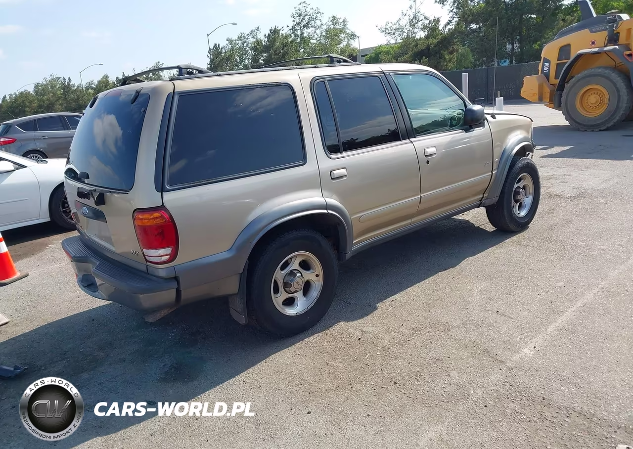 2000 Ford Explorer Xlt VIN:1FMZU63P6YZB63228 - 4