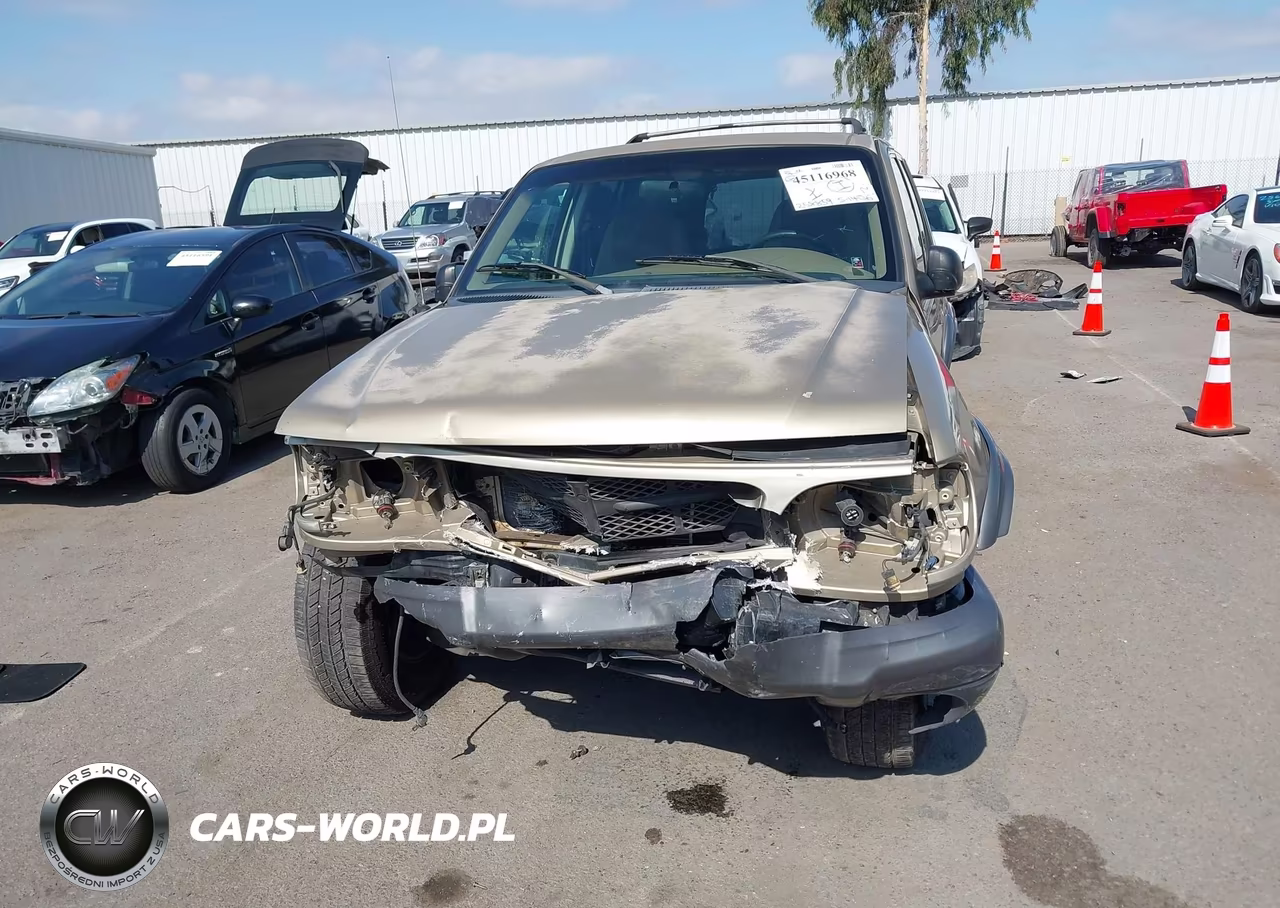 2000 Ford Explorer Xlt VIN:1FMZU63P6YZB63228 - 6