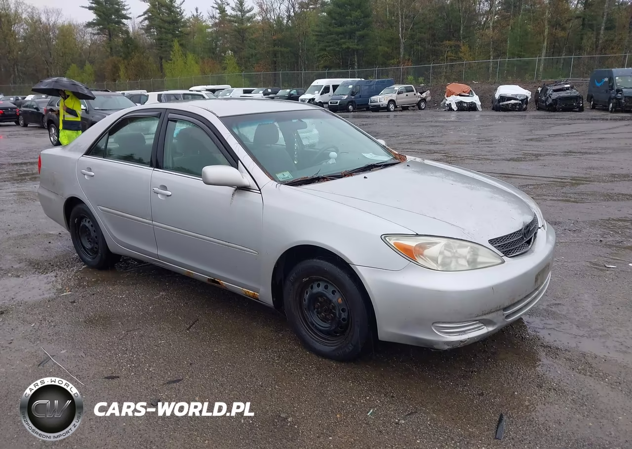 2004 Toyota Camry Le