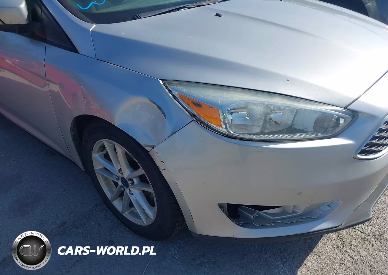 2015 Ford Focus Se VIN:1FADP3F20FL244090 - 6