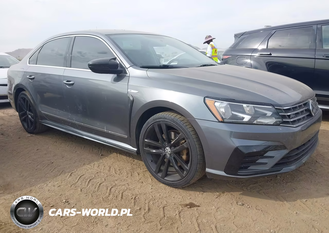 2017 Volkswagen Passat 1.8T R-Line