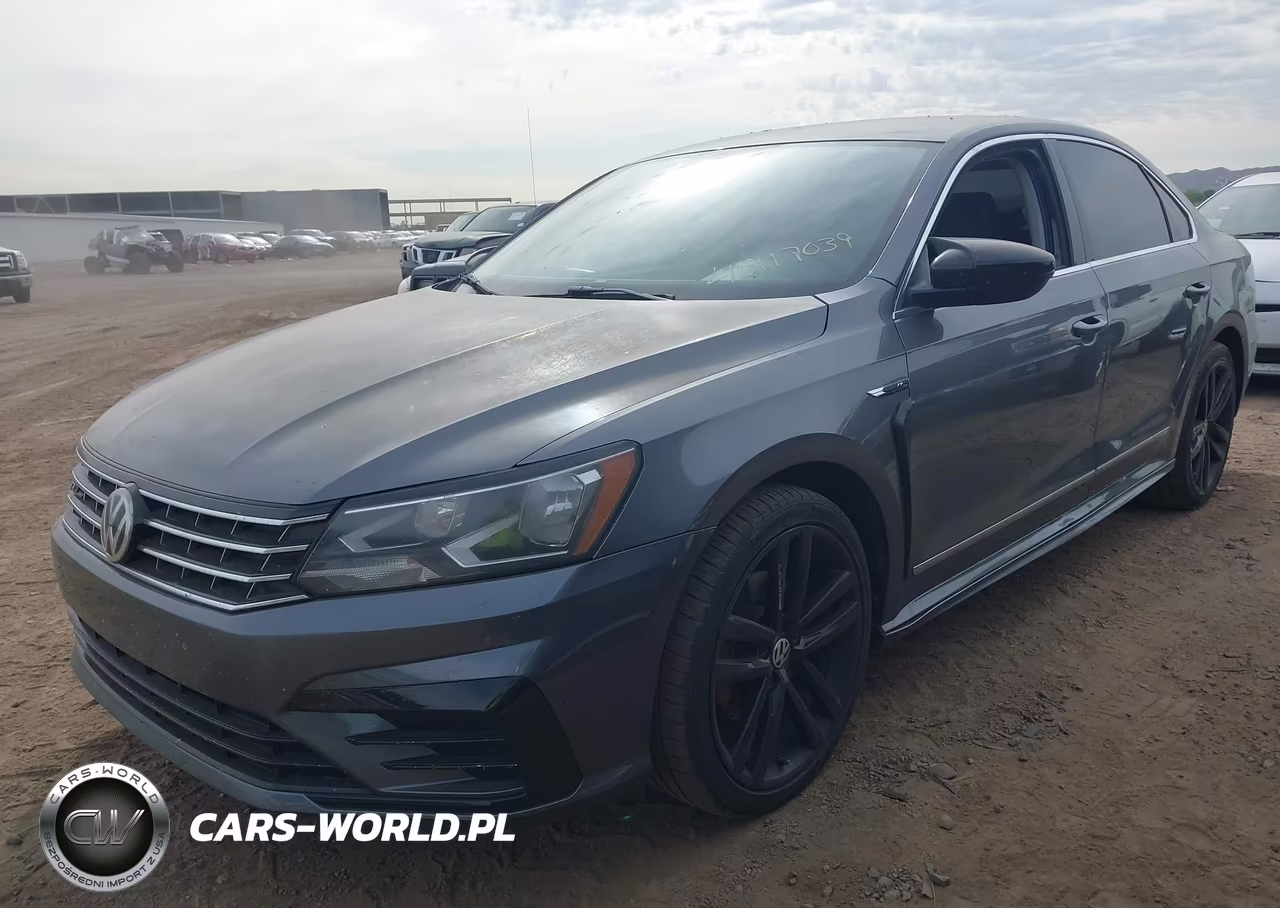 2017 Volkswagen Passat 1.8T R-Line VIN:1VWDT7A3XHC076844 - 2